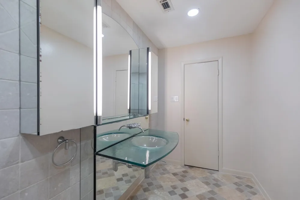 921 Victoria Drive Richmond, TX 77469