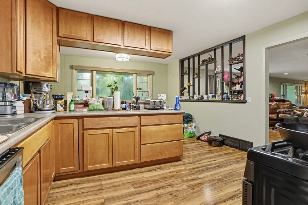 15132 E Augusta Drive Augusta, MI 49012