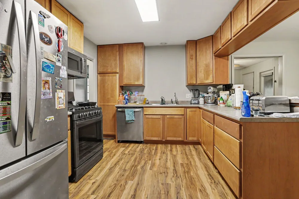 15132 E Augusta Drive Augusta, MI 49012