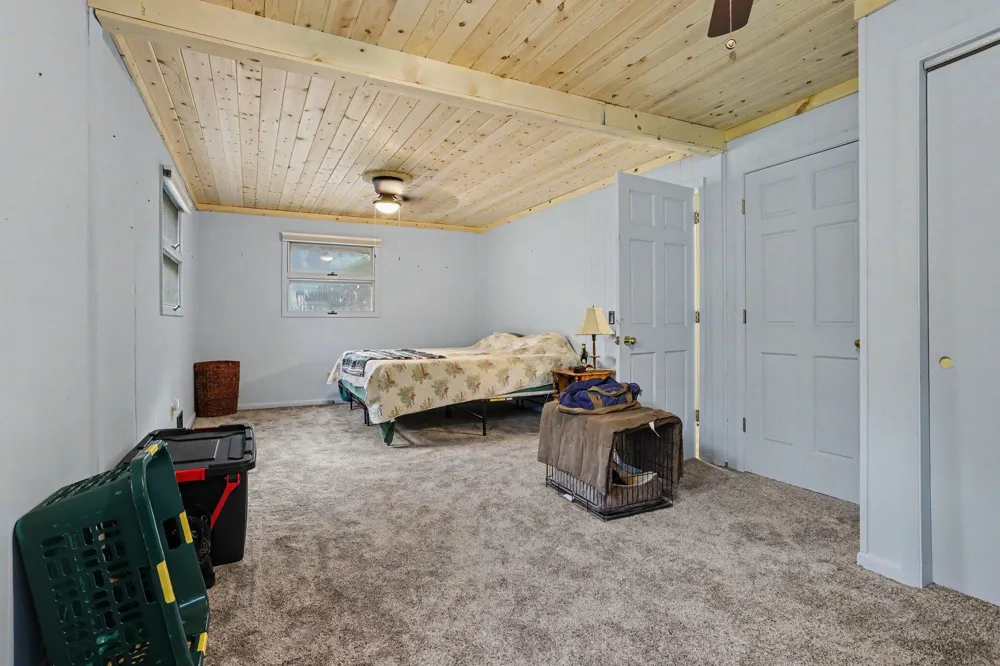 15132 E Augusta Drive Augusta, MI 49012