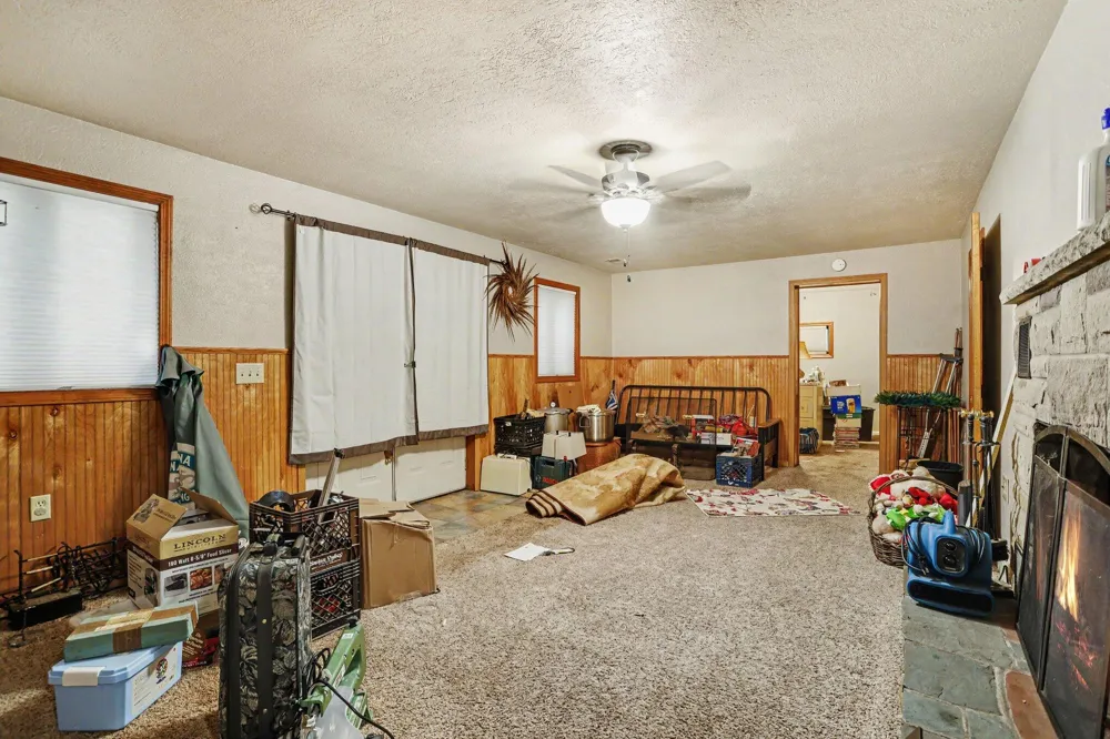 15132 E Augusta Drive Augusta, MI 49012