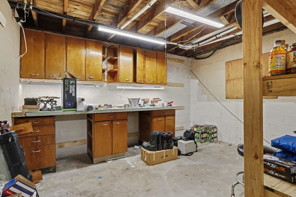 15132 E Augusta Drive Augusta, MI 49012