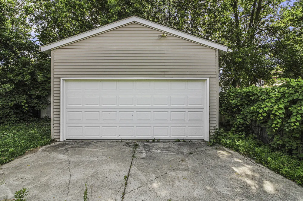 612 Walnut Street Lansing, MI 48933