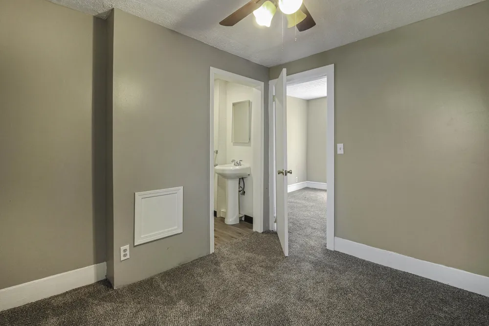 612 Walnut Street Lansing, MI 48933