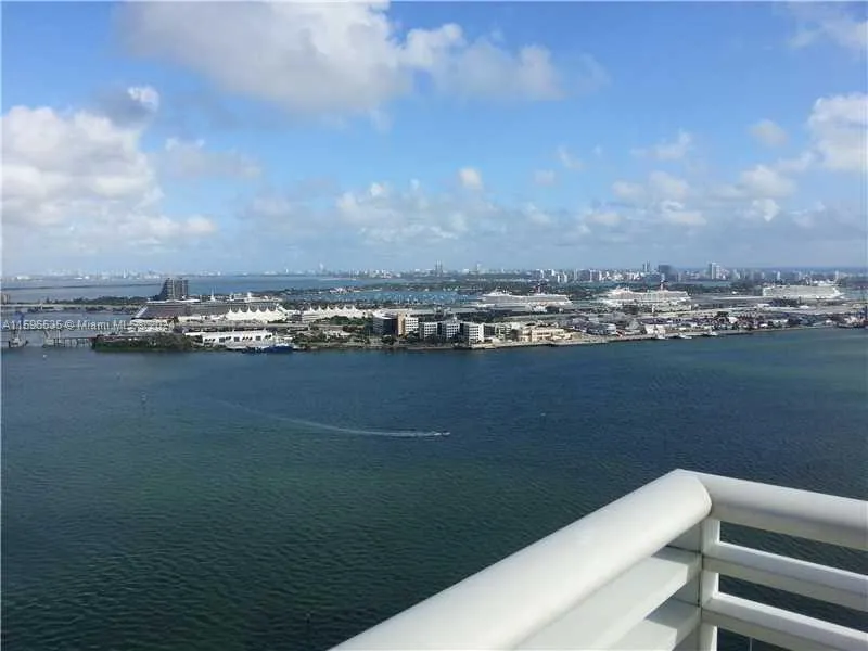 900 Brickell Key Blvd #2803 Miami, FL 33131