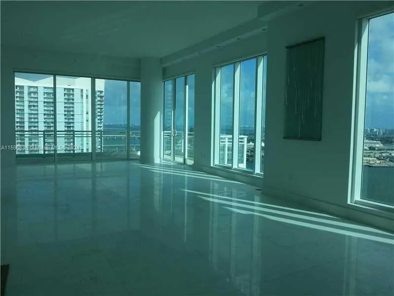 900 Brickell Key Blvd #2803 Miami, FL 33131