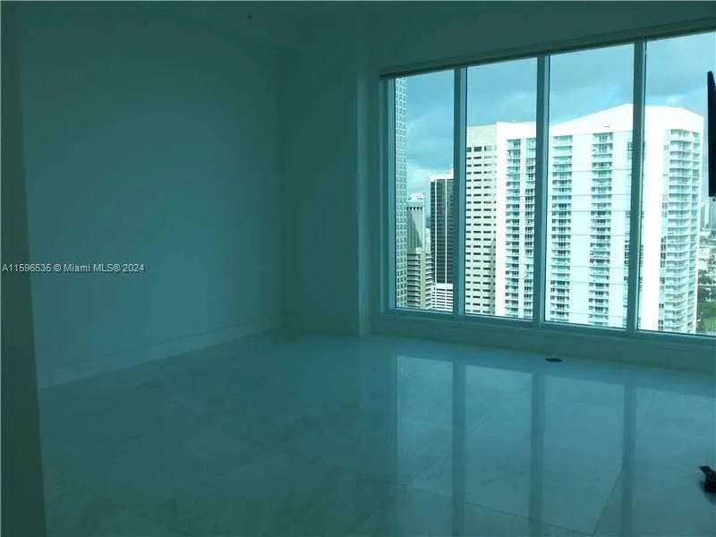 900 Brickell Key Blvd #2803 Miami, FL 33131