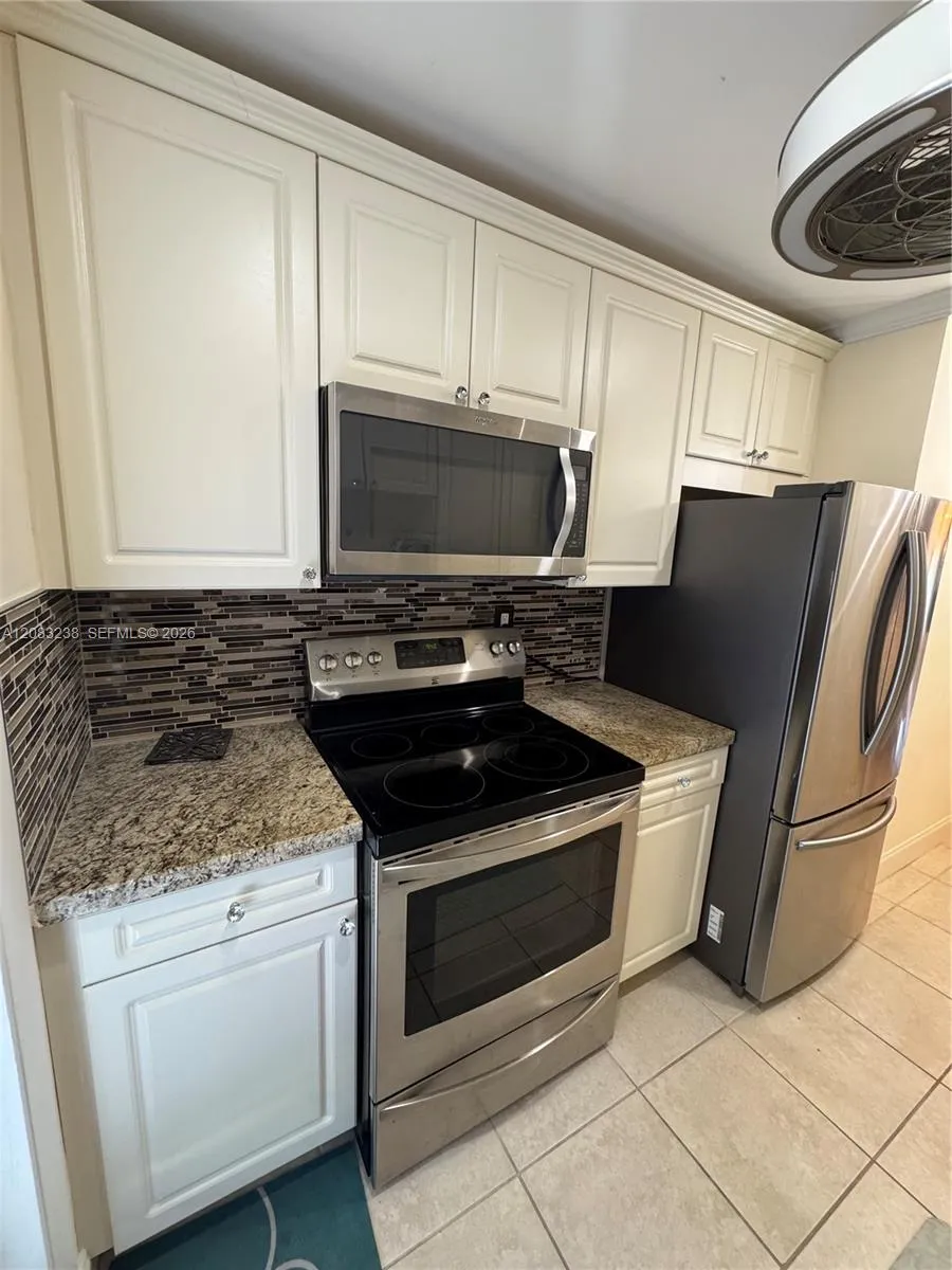 3922 NE 166th St #S305 North Miami Beach, FL 33160