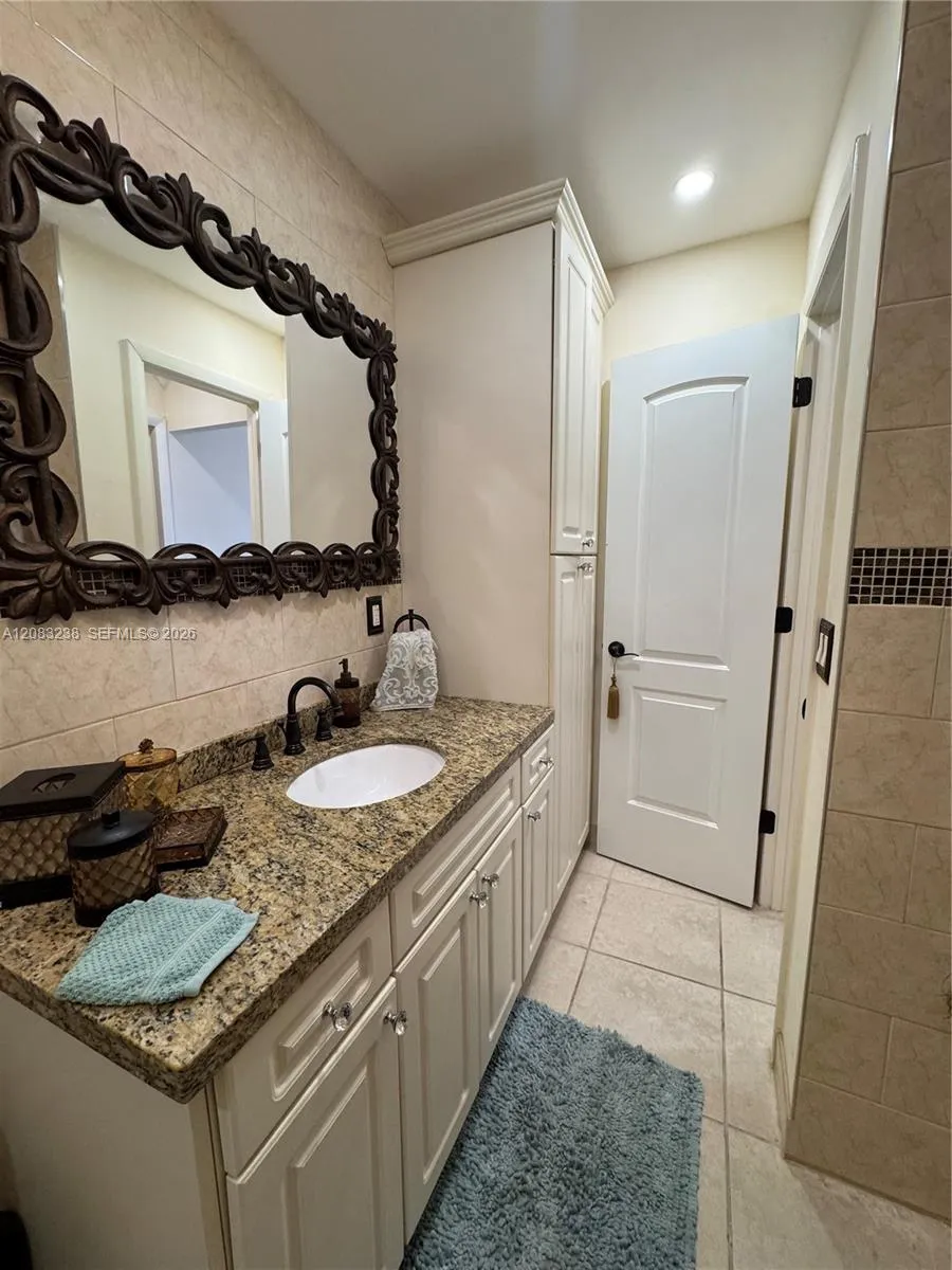 3922 NE 166th St #S305 North Miami Beach, FL 33160