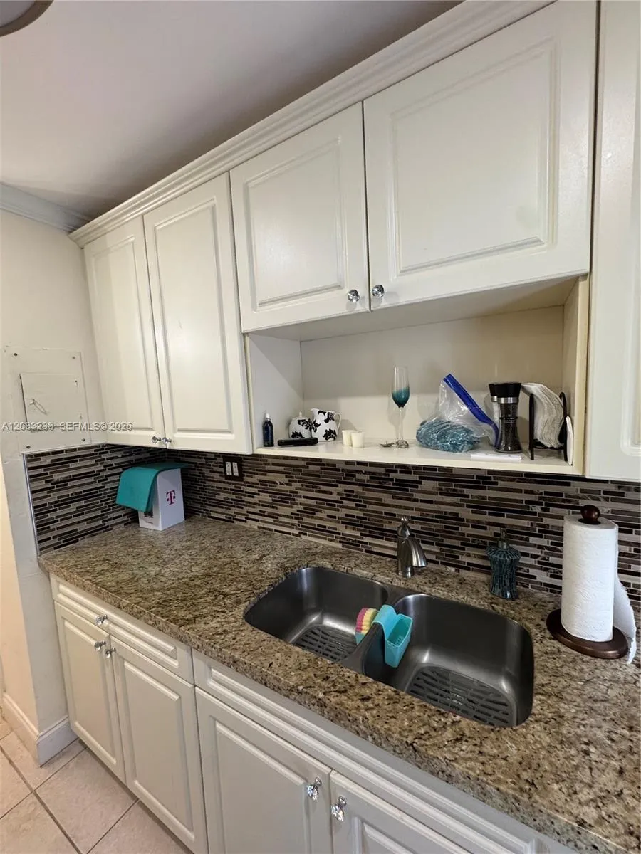 3922 NE 166th St #S305 North Miami Beach, FL 33160