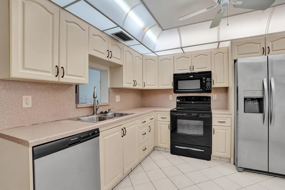 2003 GRANADA DRIVE #K3 Coconut Creek, FL 33066