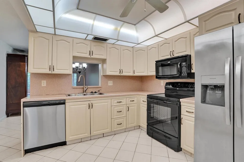 2003 GRANADA DRIVE #K3 Coconut Creek, FL 33066