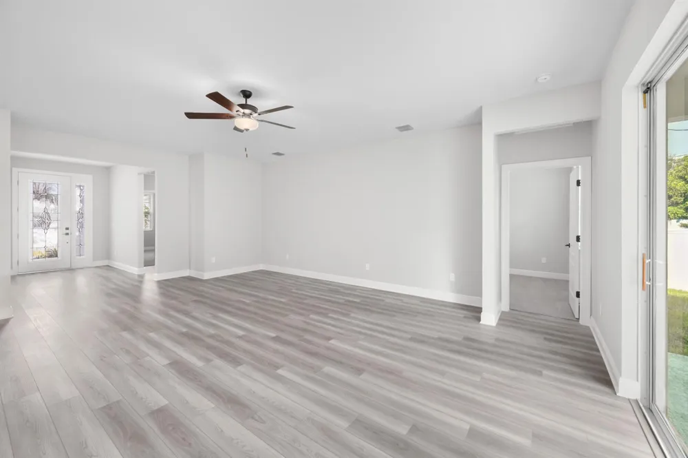 8046 99TH COURT Vero Beach, FL 32967