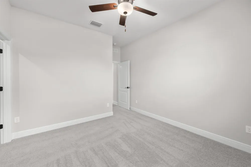 8046 99TH COURT Vero Beach, FL 32967