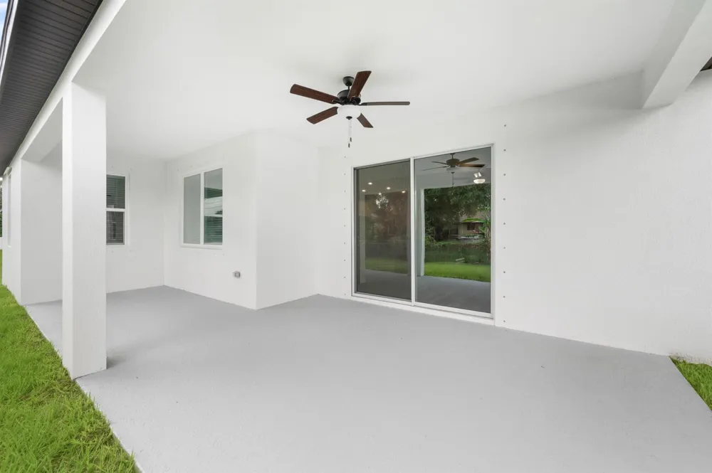 8046 99TH COURT Vero Beach, FL 32967