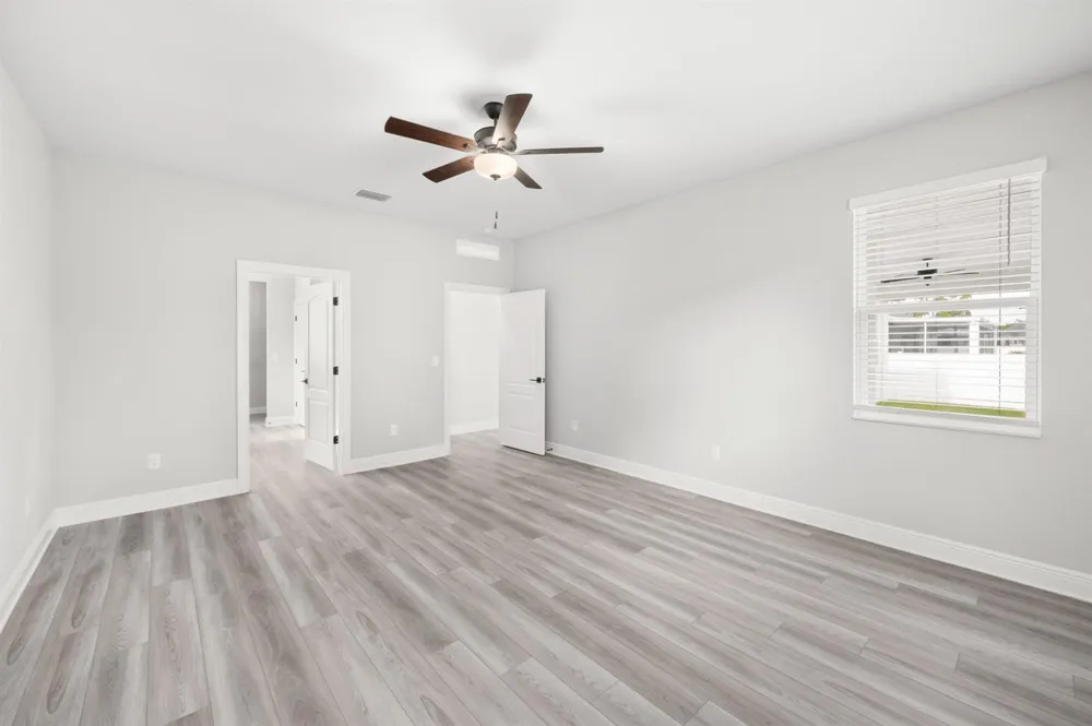 8046 99TH COURT Vero Beach, FL 32967