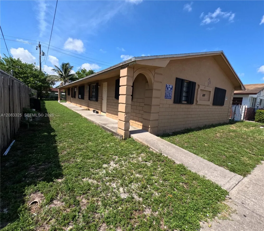 4130 SW 19th St #3 West Park, FL 33023