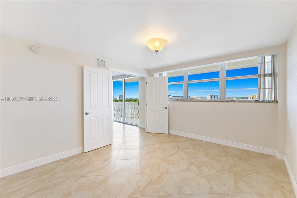 13155 Ixora Ct #905 North Miami, FL 33181
