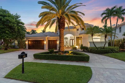 10821 Blue Palm Street