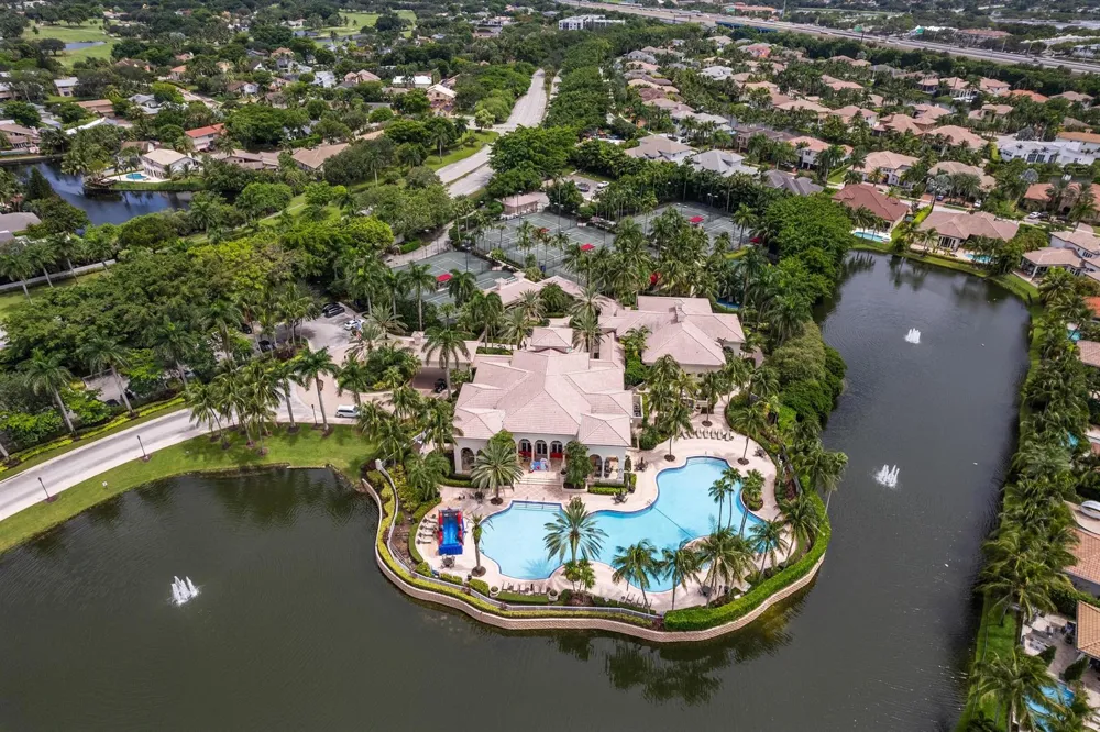 10821 Blue Palm Street Plantation, FL 33324