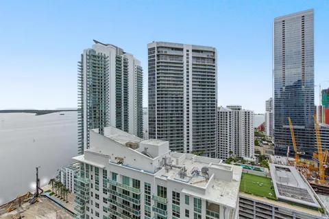 1200 BRICKELL BAY DRIVE #3419