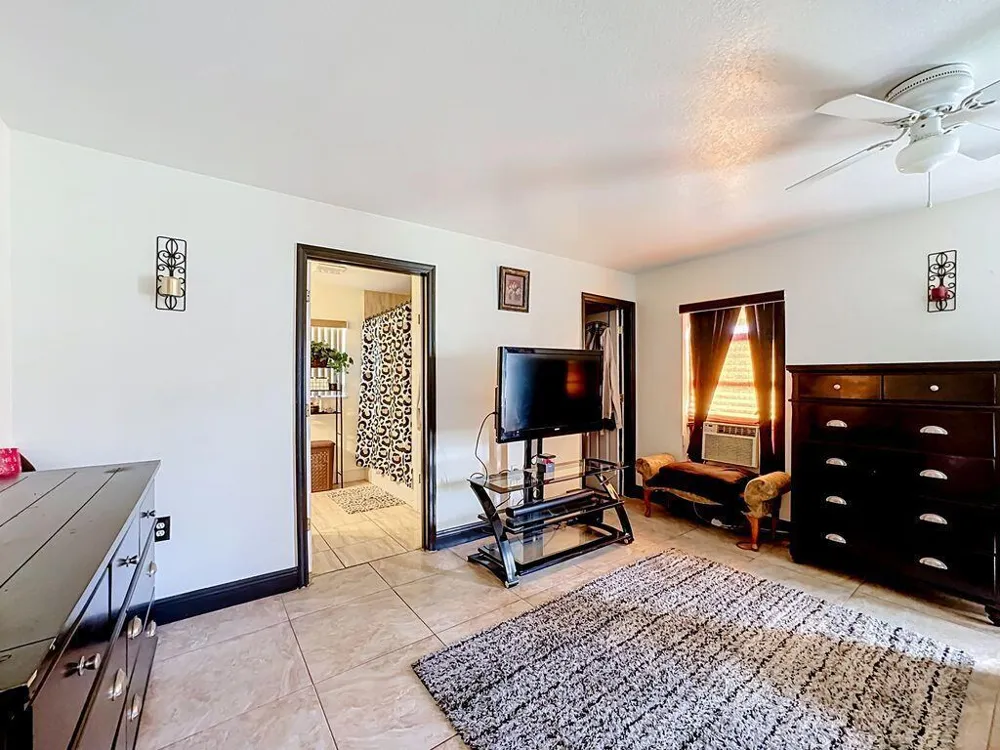 2914 ZORA NEAL DRIVE Fort Pierce, FL 34947