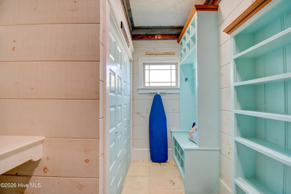 2333 New River Inlet Road North Topsail Beach, NC 28460