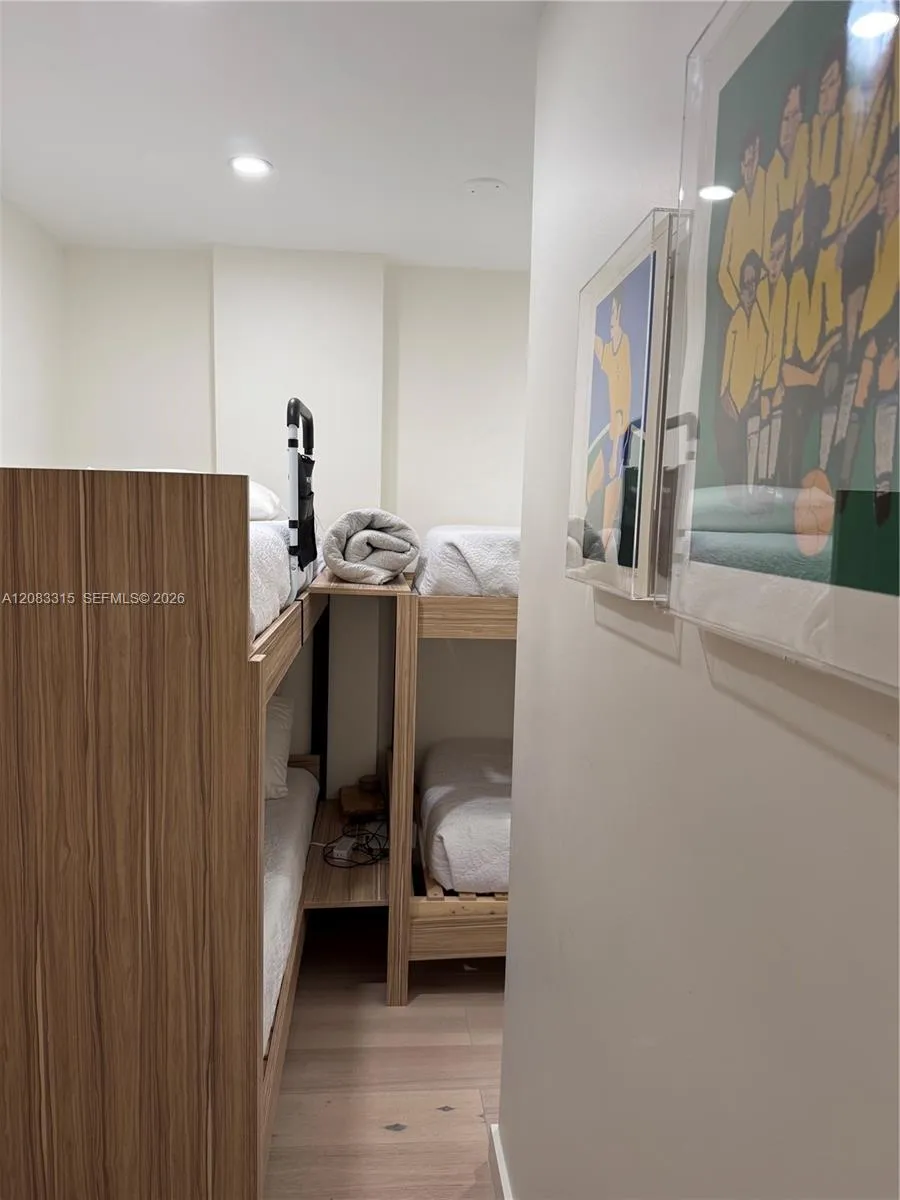 10185 E Collins Ave #822 Bal Harbour, FL 33154