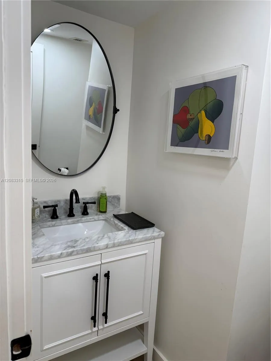 10185 E Collins Ave #822 Bal Harbour, FL 33154