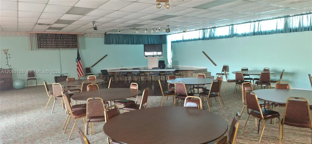4990 E Sabal Palm Blvd #202 Tamarac, FL 33319