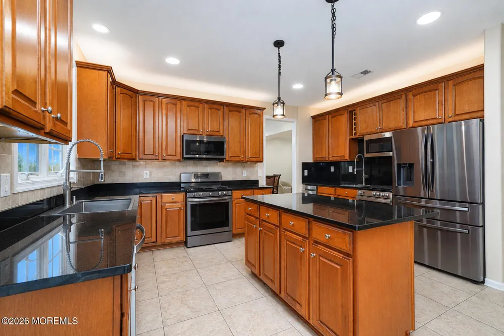132 Adams Way Jackson, NJ 08527
