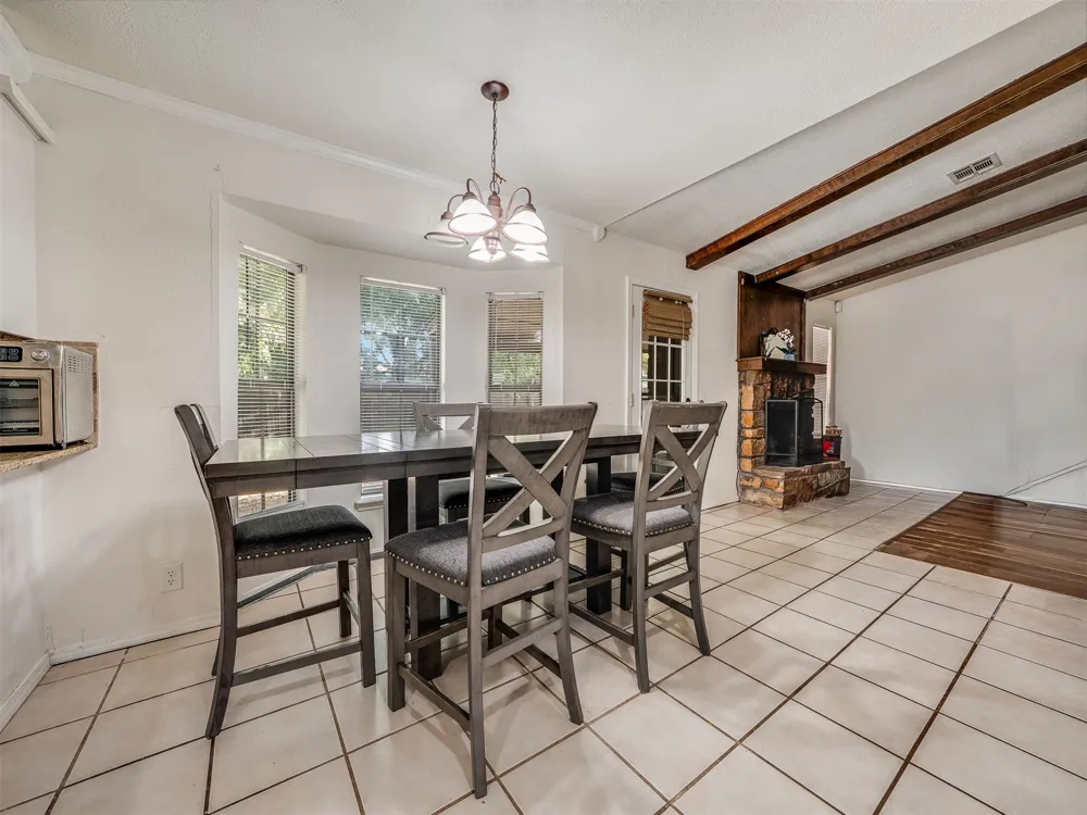 1100 W Knoxville Street Broken Arrow, OK 74012