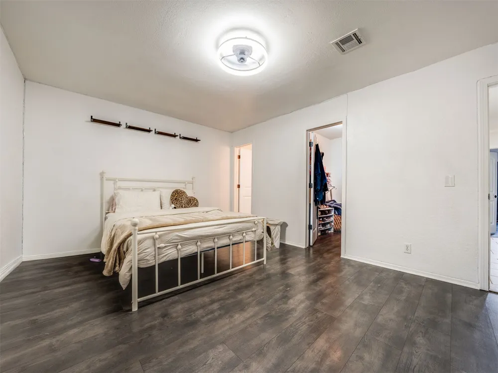 1100 W Knoxville Street Broken Arrow, OK 74012