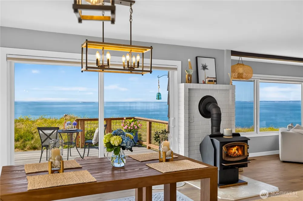 2285 W Beach Road #C Oak Harbor, WA 98277