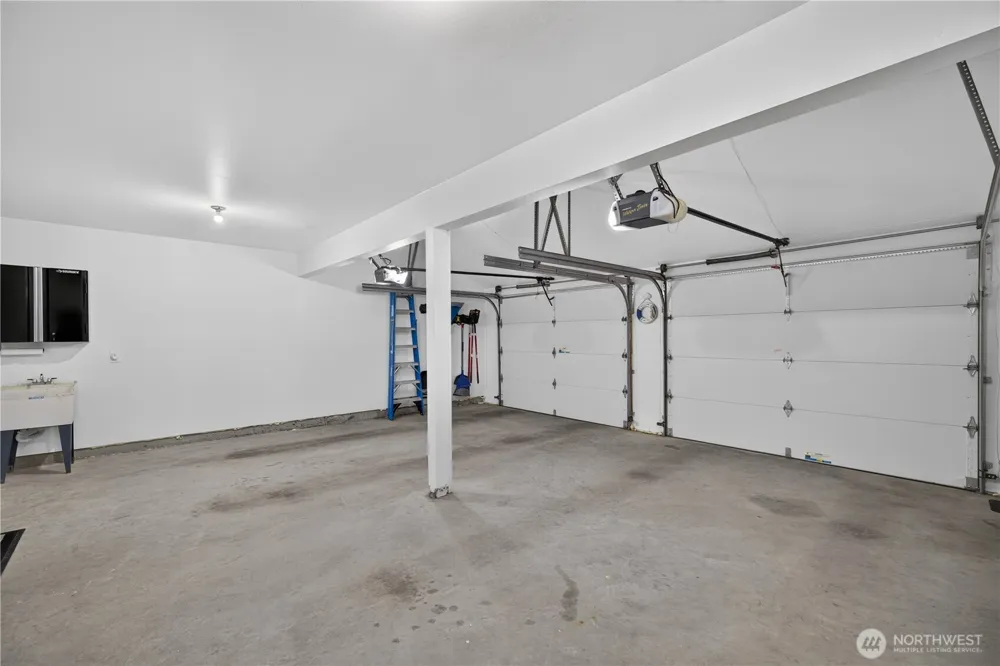 2285 W Beach Road #C Oak Harbor, WA 98277