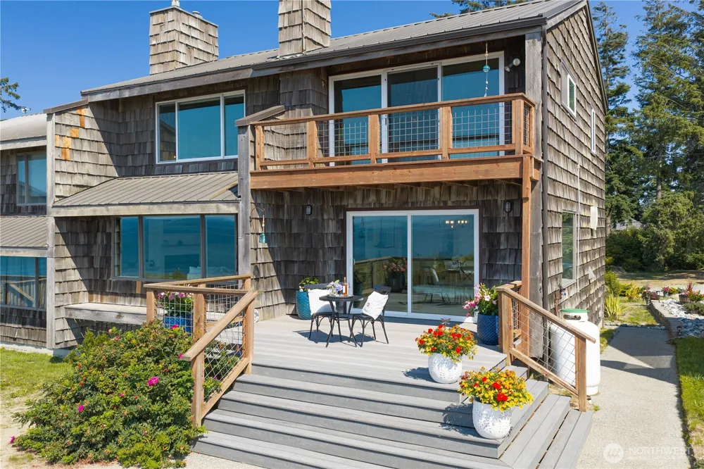 2285 W Beach Road #C Oak Harbor, WA 98277