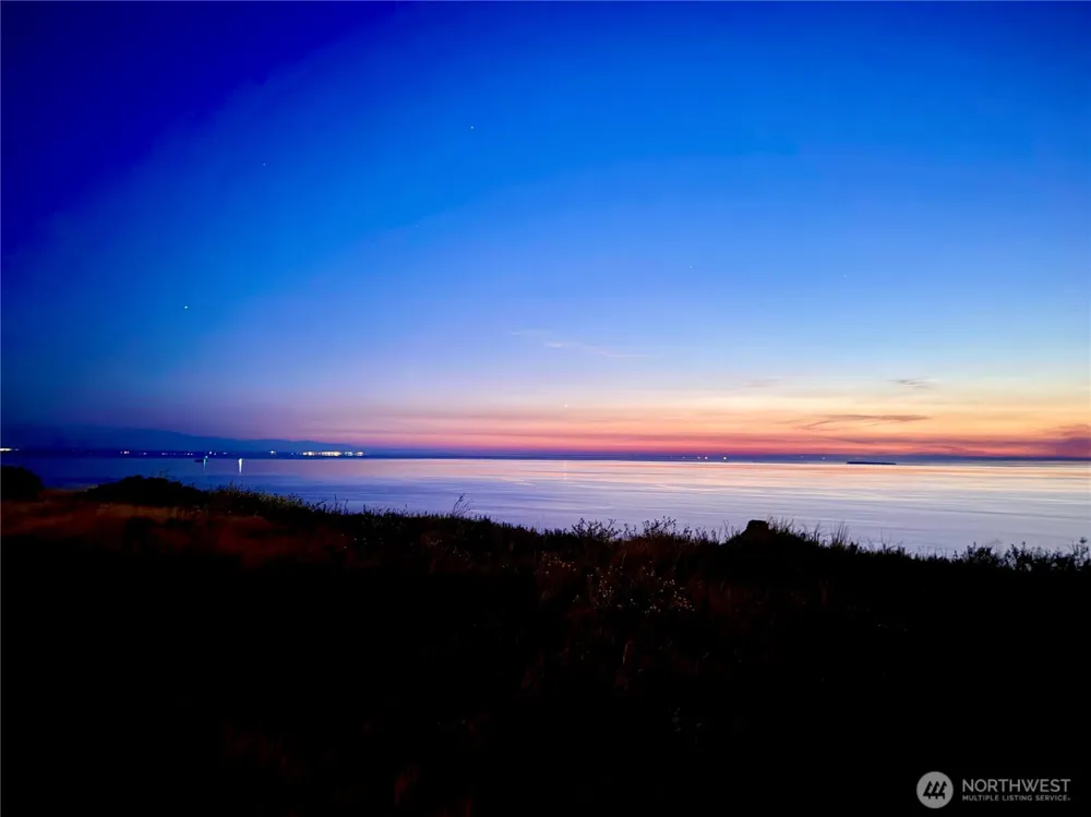 2285 W Beach Road #C Oak Harbor, WA 98277