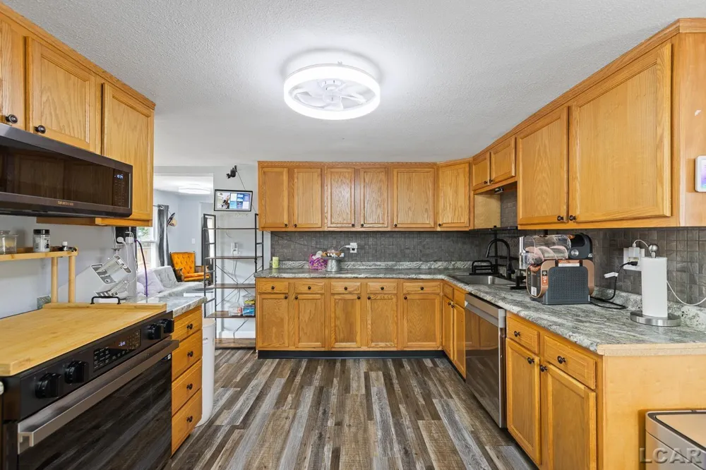 4171 Woodland Avenue Woodstock Township, MI 49253