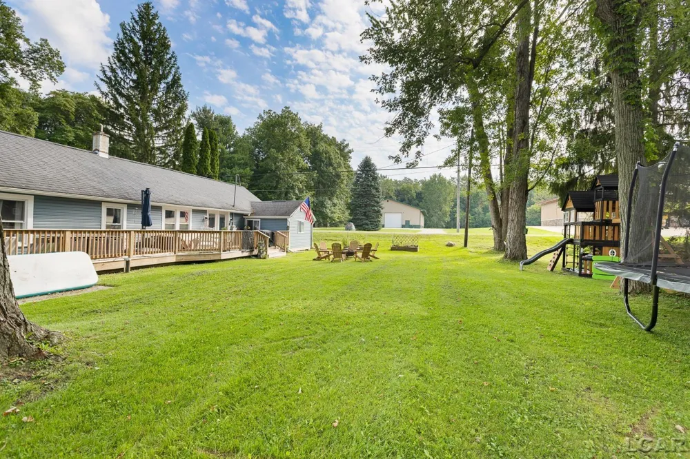 4171 Woodland Avenue Woodstock Township, MI 49253