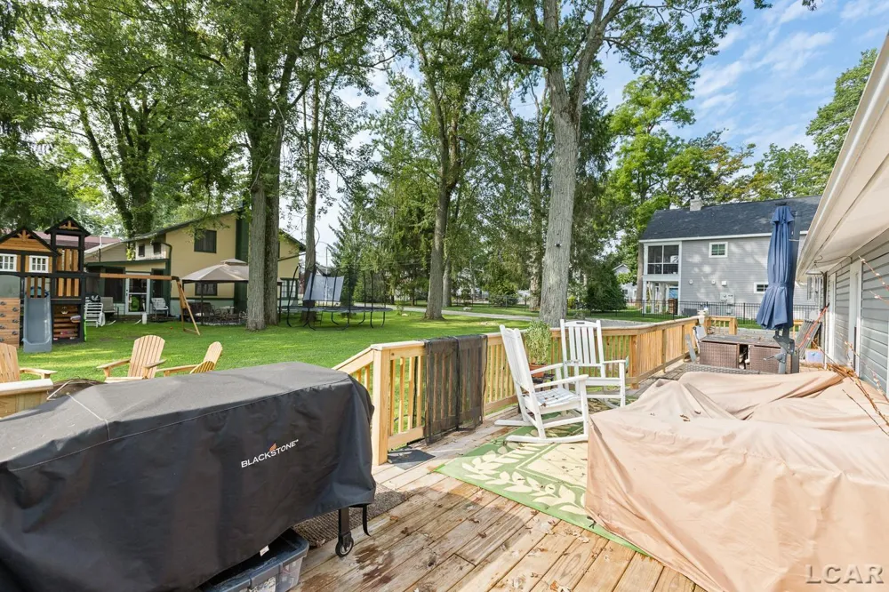 4171 Woodland Avenue Woodstock Township, MI 49253