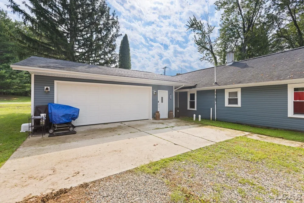 4171 Woodland Avenue Woodstock Township, MI 49253