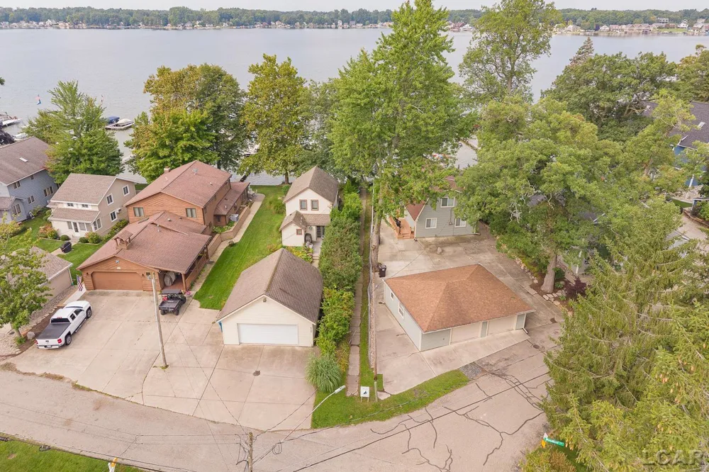 4171 Woodland Avenue Woodstock Township, MI 49253