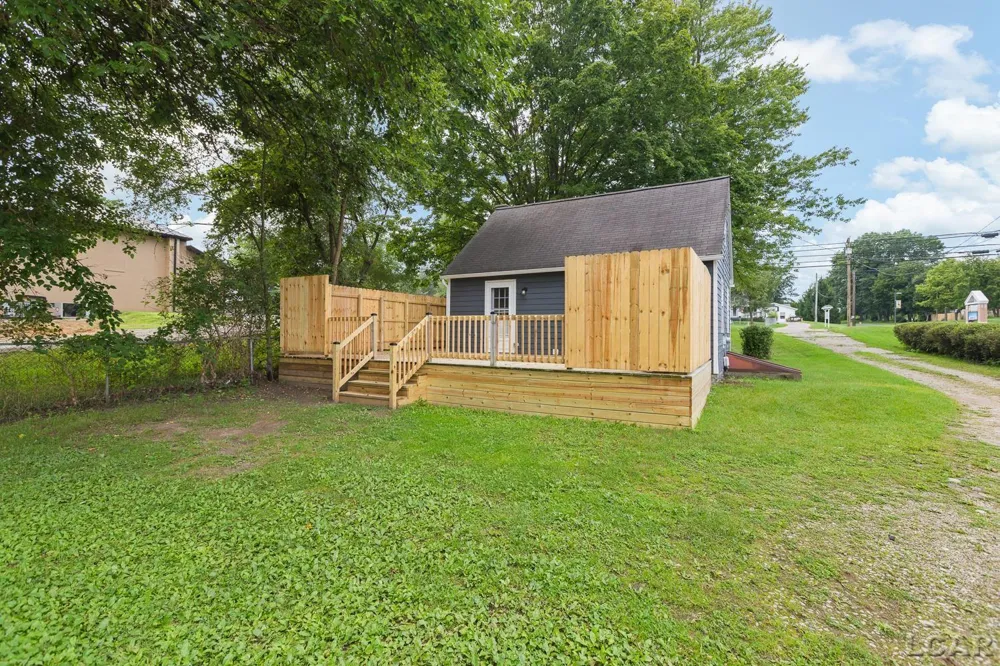 3435 Adrian Highway Adrian City, MI 49221
