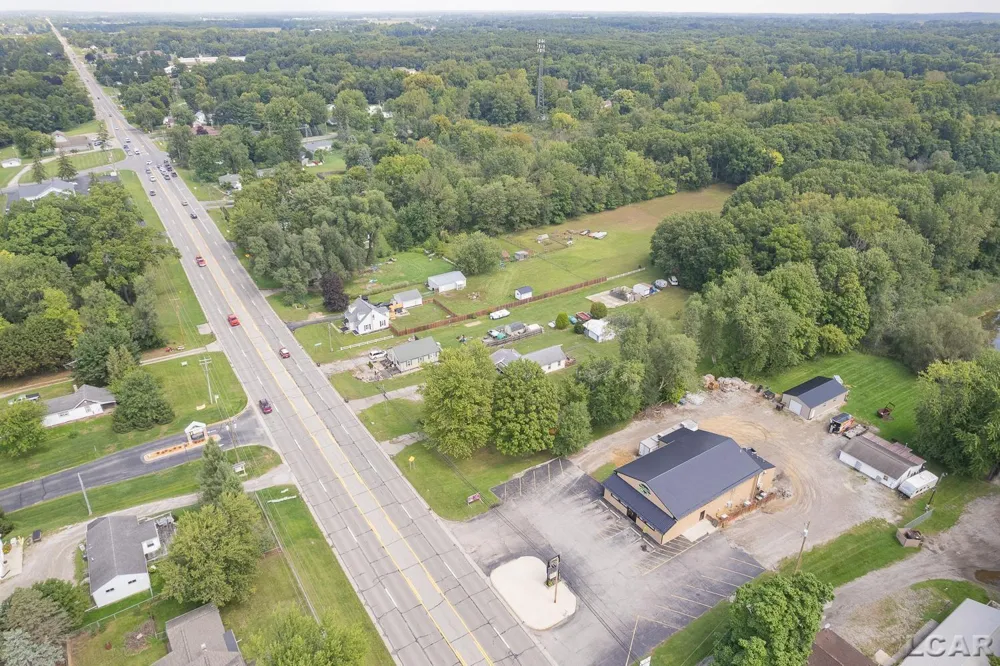 3435 Adrian Highway Adrian City, MI 49221