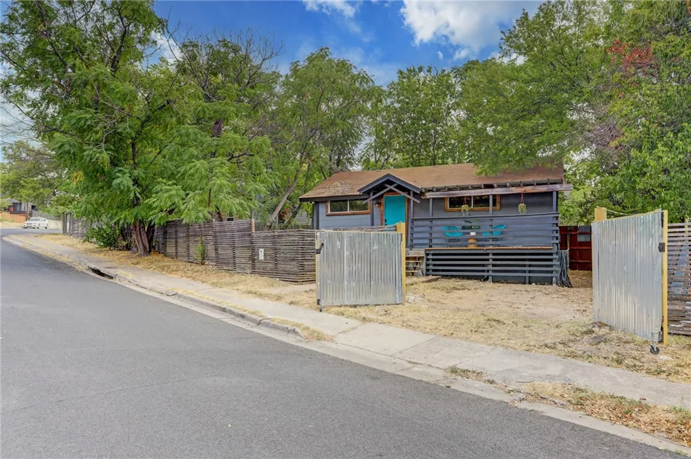 1007 Prospect Avenue Austin, TX 78702