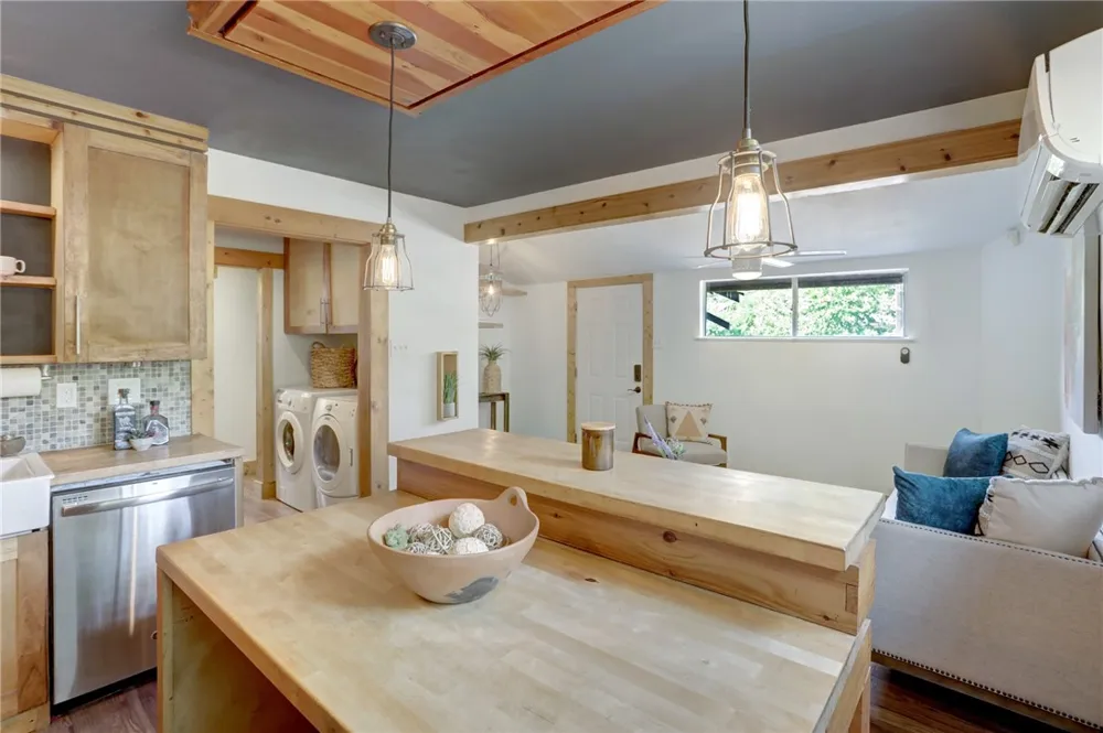 1007 Prospect Avenue Austin, TX 78702