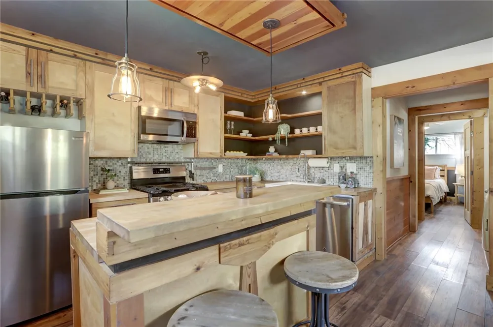 1007 Prospect Avenue Austin, TX 78702