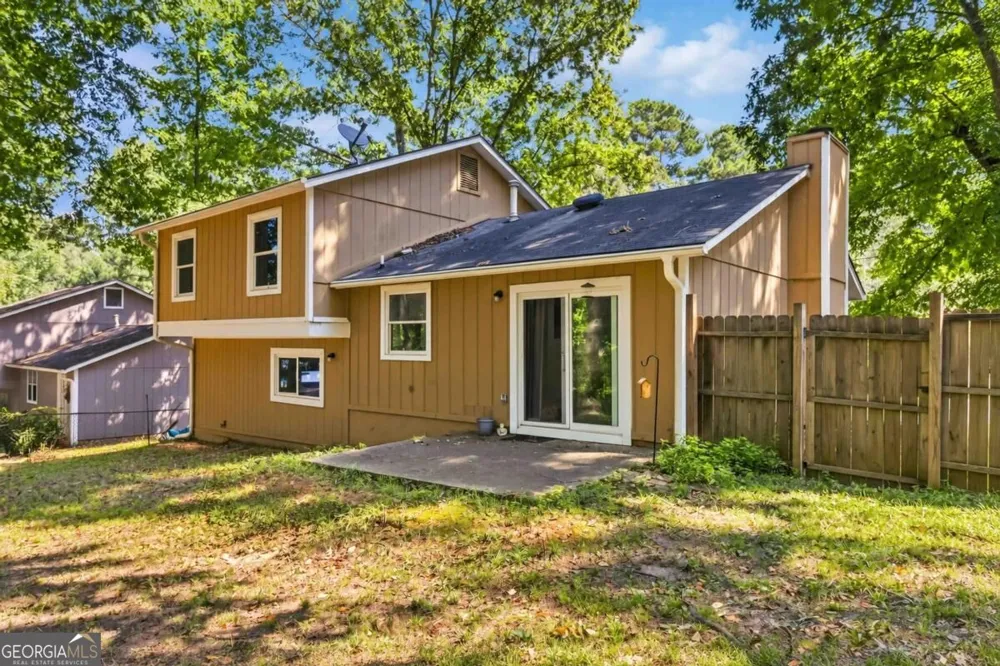 10303 Briarbay DR Jonesboro, GA 30238