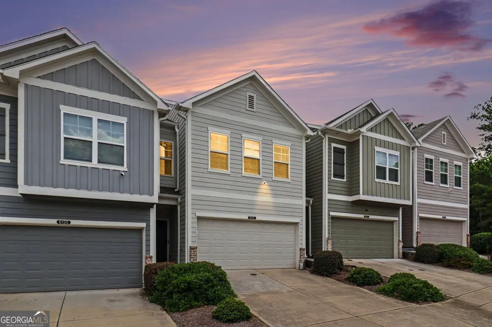 6131 Centennial RUN Atlanta, GA 30349