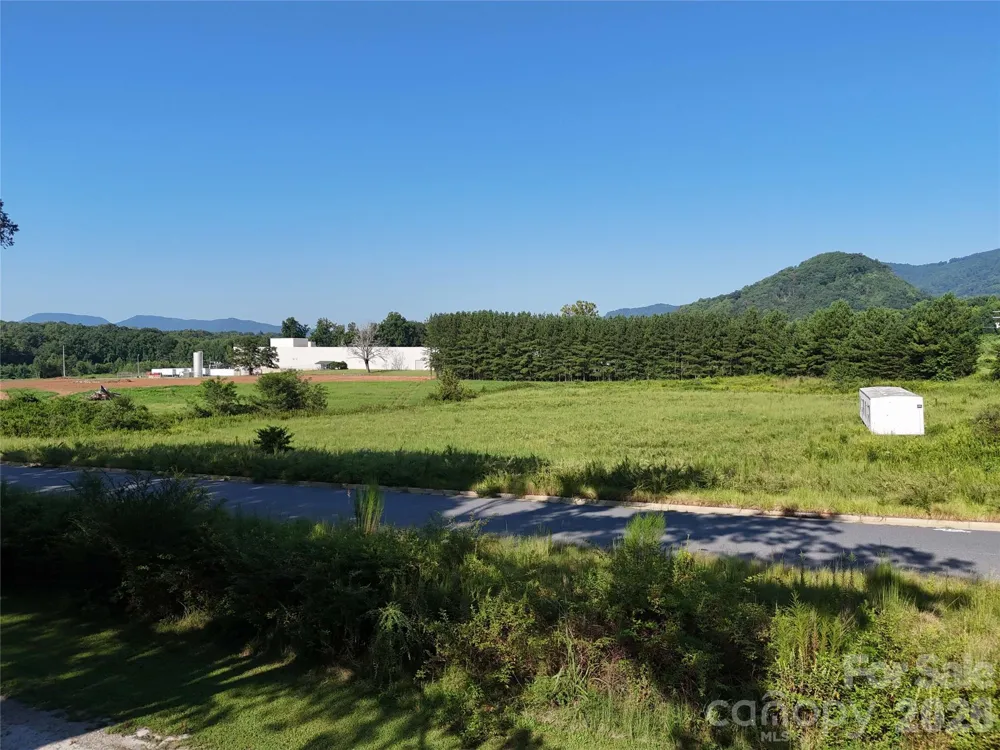 70 Fox Mountain Road Columbus, NC 28722